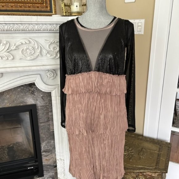 BCBG Charleston style Dress - Picture 5 of 6
